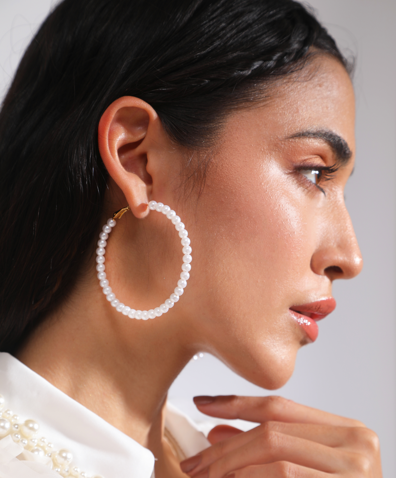 Classic pearl earrings deals