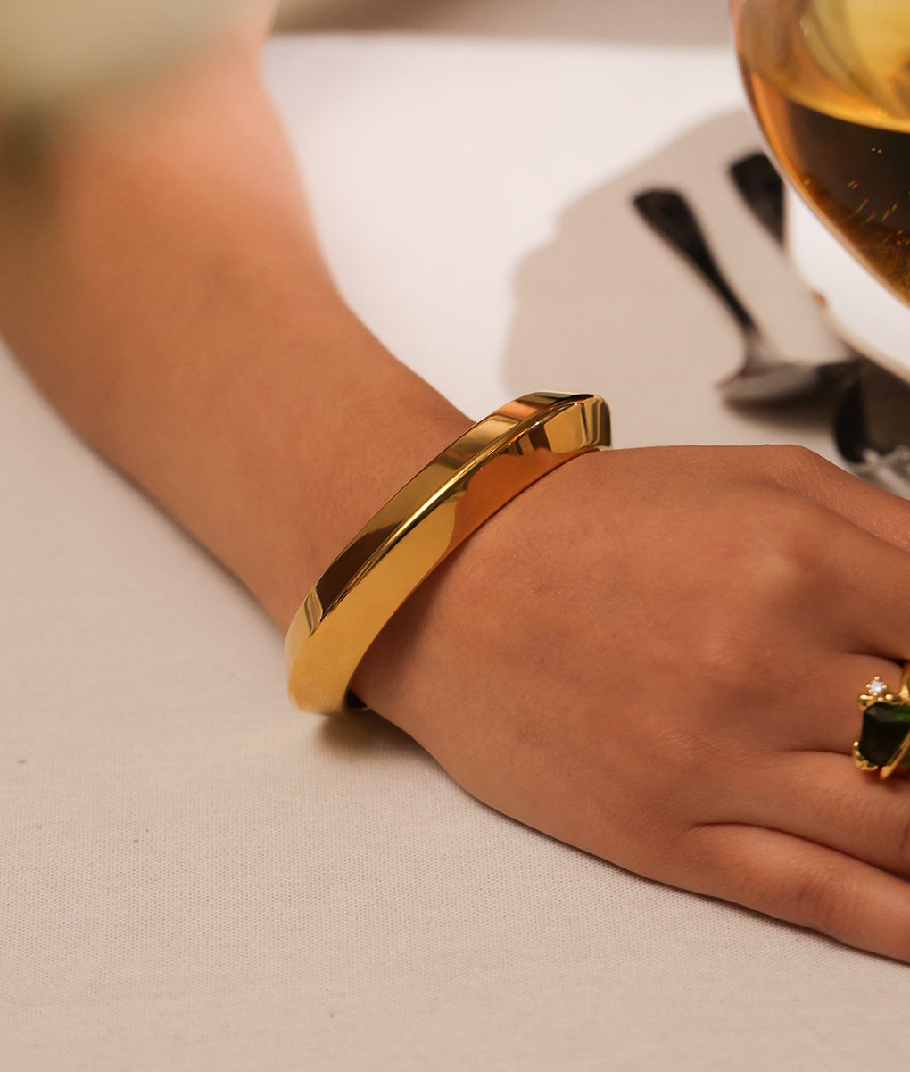 The Reverie Bangle