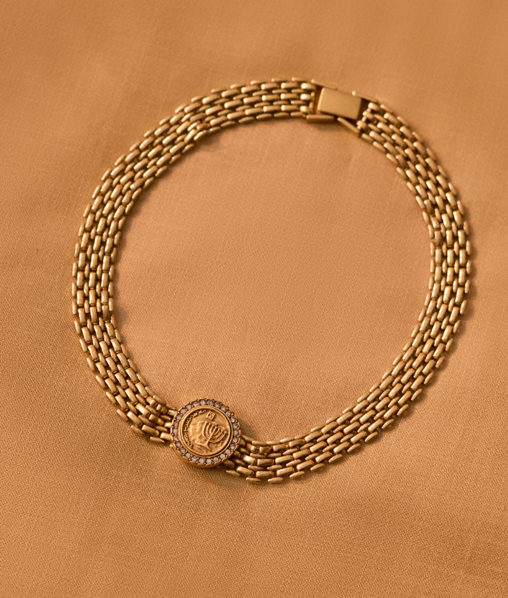The Nefira Necklace