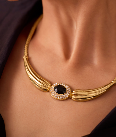 The Amarna Necklace