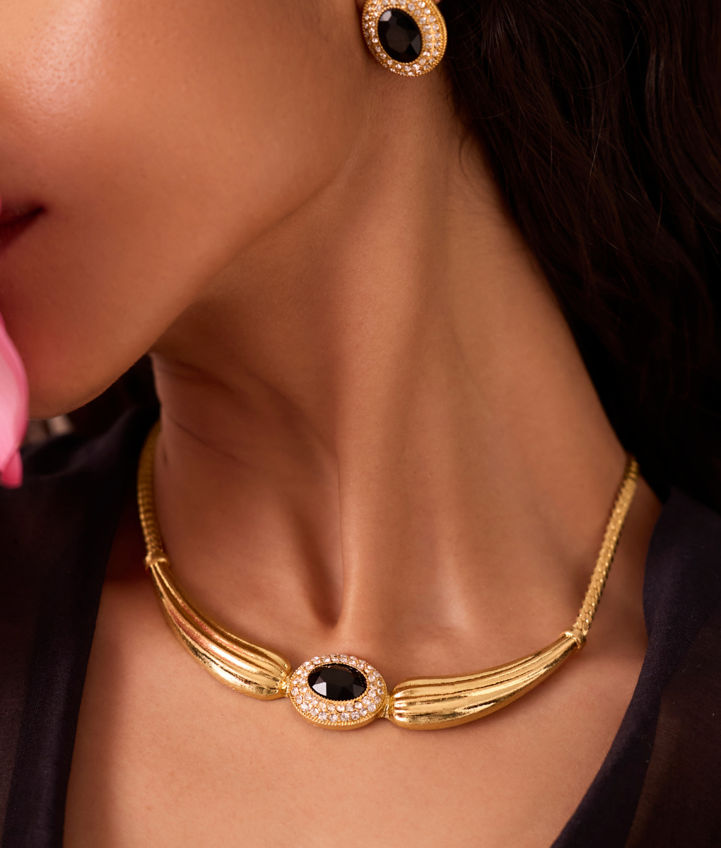 The Amarna Necklace