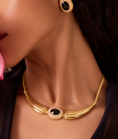 The Amarna Necklace