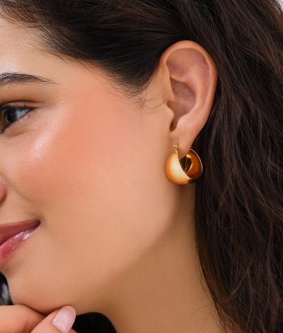 The Amy Hoop Earrings