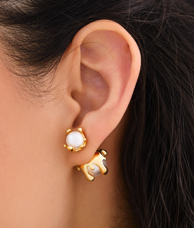 The Elaan Pearl Earrings