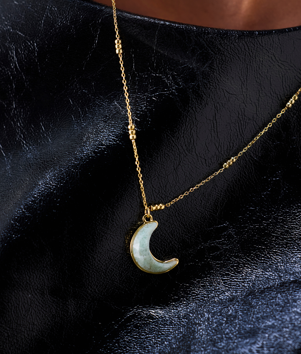 The Crescent Necklace