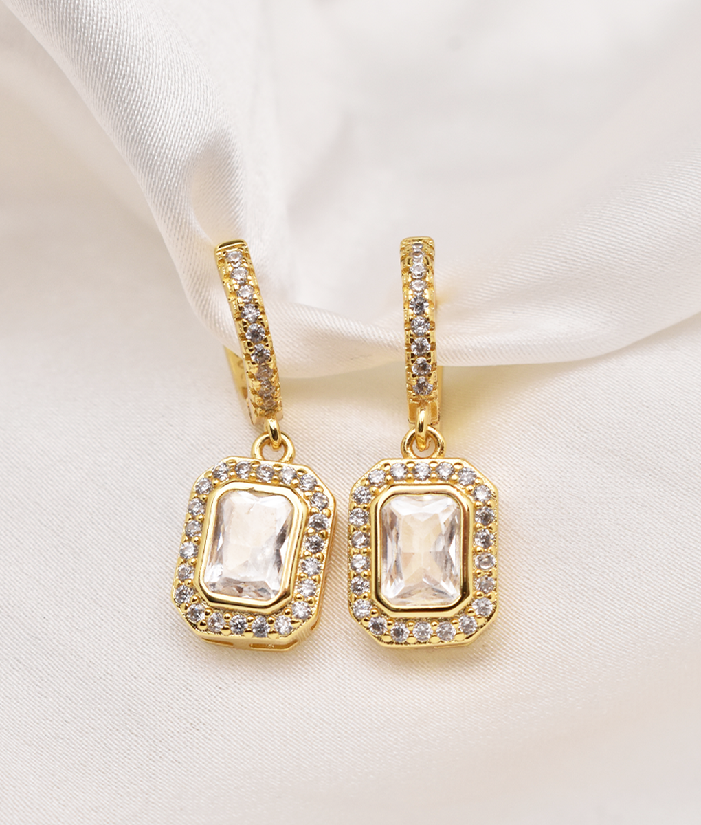 Clear crystal drop earrings 