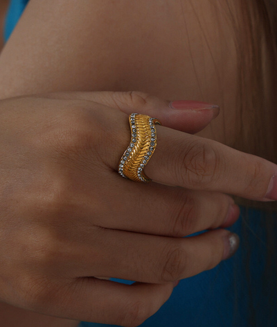 Crystal Gold Swirl Ring