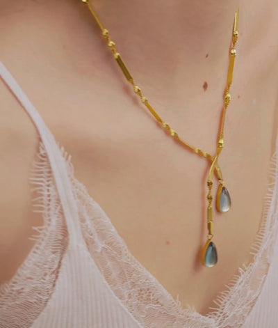 The Fleur Necklace
