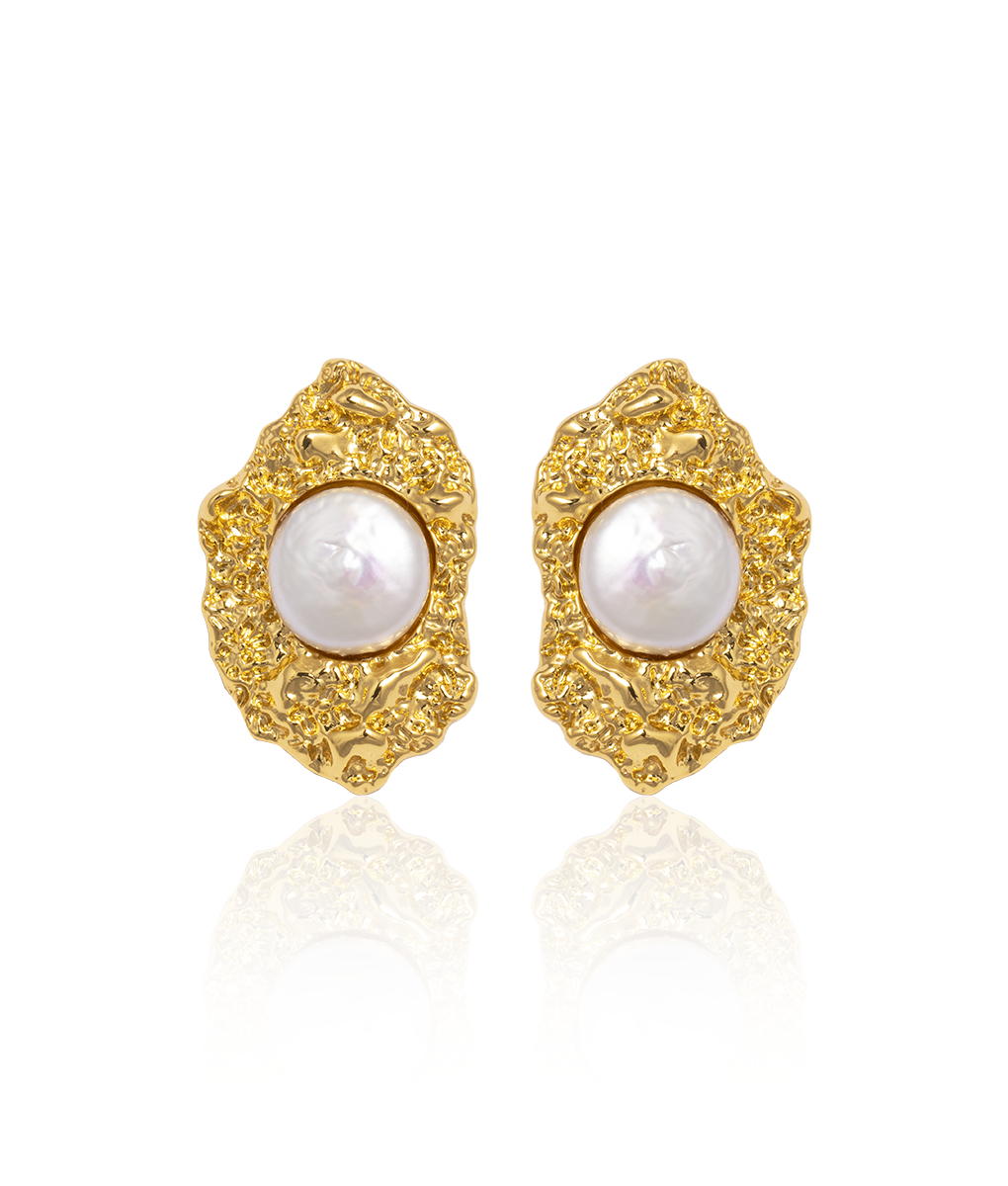 The Daphne Pearl Earrings