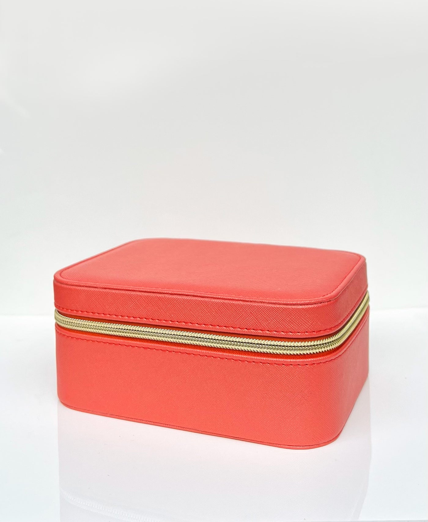 Red Maxi Travel Case