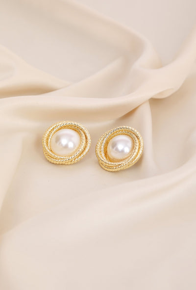 The Kiara Pearl Earrings