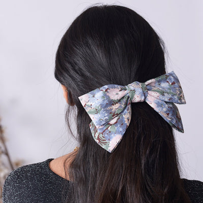 Blue printed bow